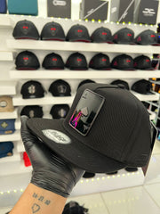 POKER EE BLACK ON BLACK