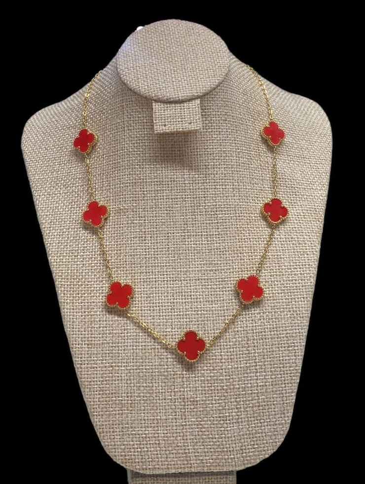 Collar van cleef roja